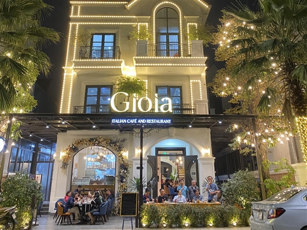 Gioia Cafe & Restaurant